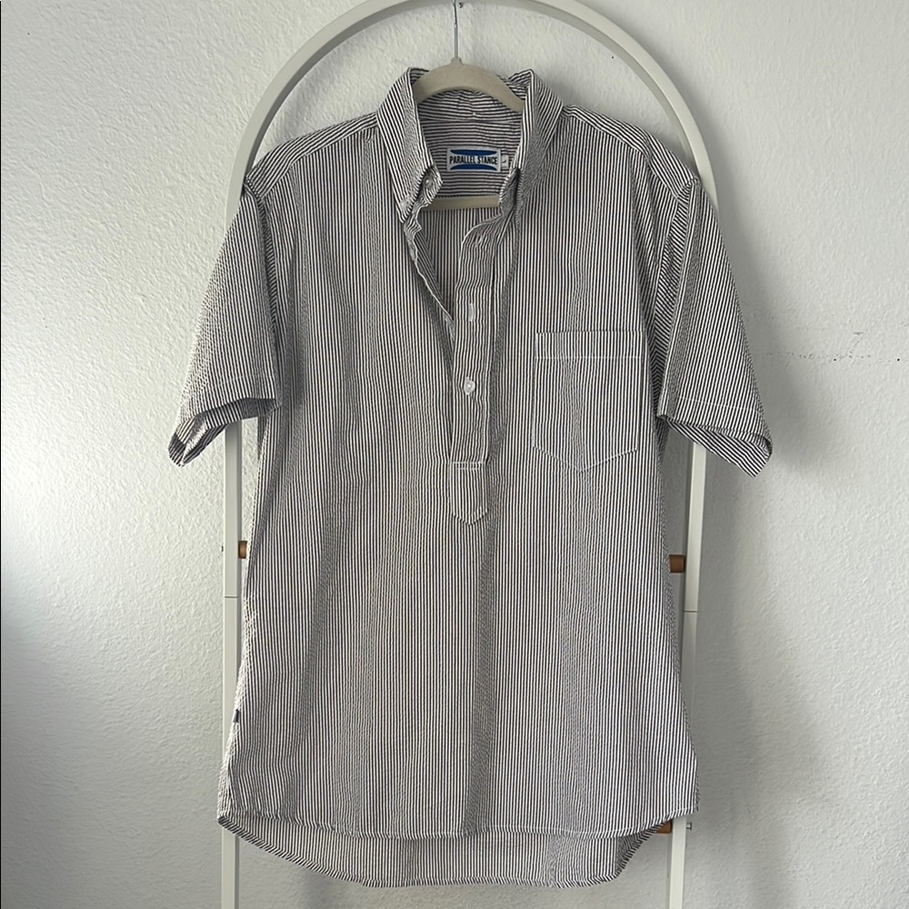 Parallel Stance men’s seersucker shirt, size large-like new condition